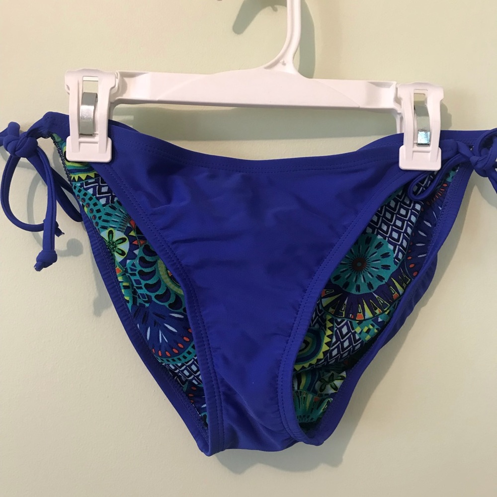 NWOT* Xhilaration swim bottoms